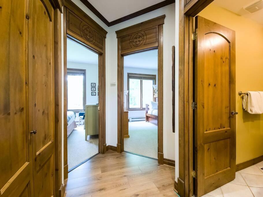 Appartamento Tremblant Prestige - Manoir 108-2 Mont-Tremblant Esterno foto